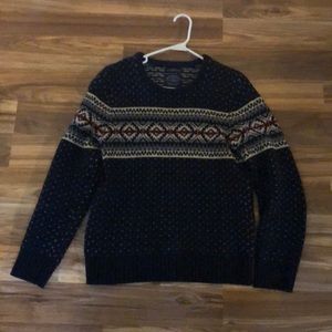 American Eagle Men’s patterned sweater